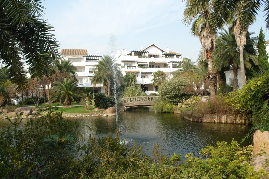 FAIR_LAKES_DSC07835