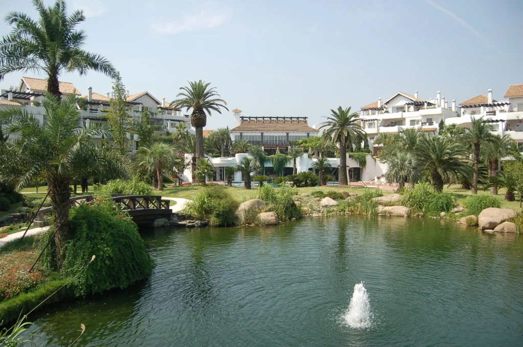 FAIR_LAKES_DSC_0083