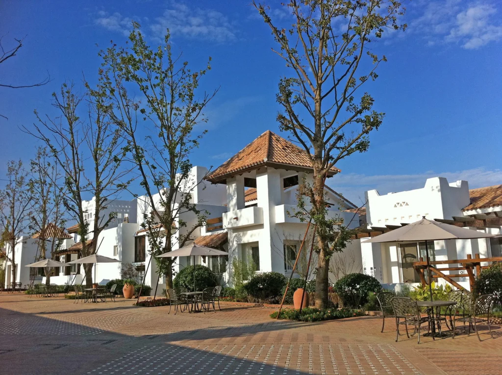 MELVIN_ART_VILLA_QIN 03